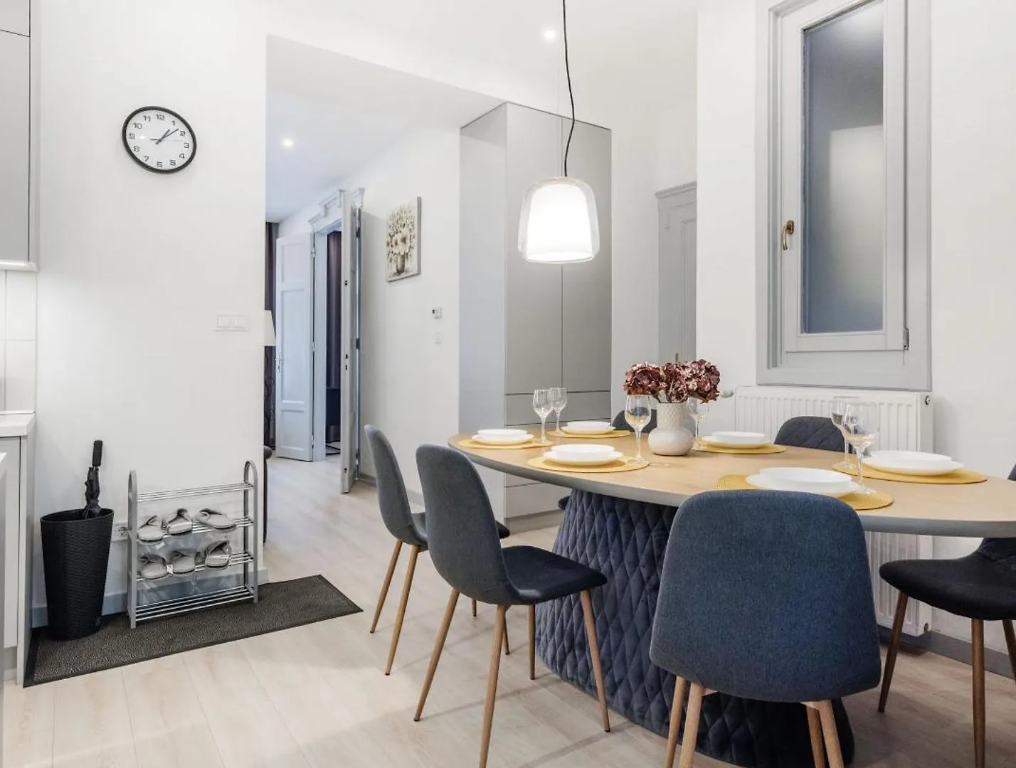 Elegant Two-Bedroom Apartment In The Centre Budapest